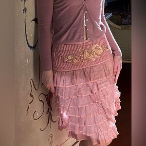 Blumarine Dusty Pink Tiered Ruffle Midi Skirt with Embroidered Waist